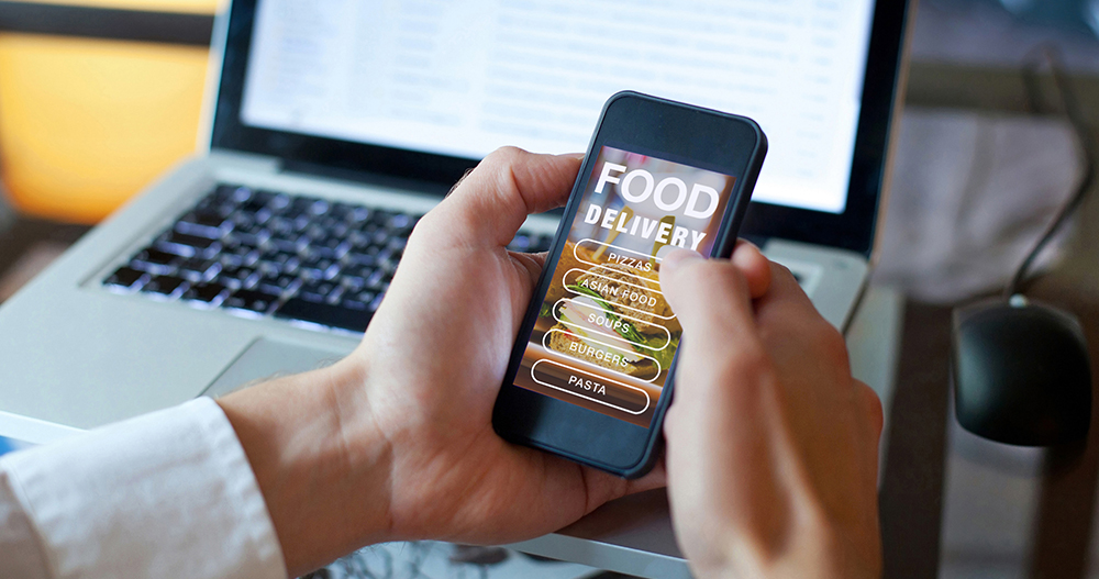 order food on internet, restaurant meals delivery online